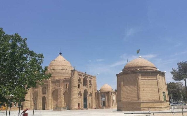 امامزاده جعفر-دامغان پروژههای عمرانی و ساختوسازها باید بر مبنای طرح جامع بقاع متبرکه باشد