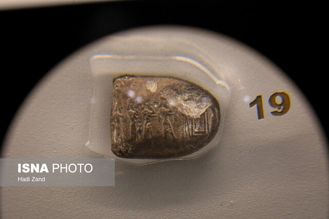 گلنوشتههای تازهاستردادشده از آمریکا ۳۰ کتیبه گِلی هخامنشی رونمایی شد