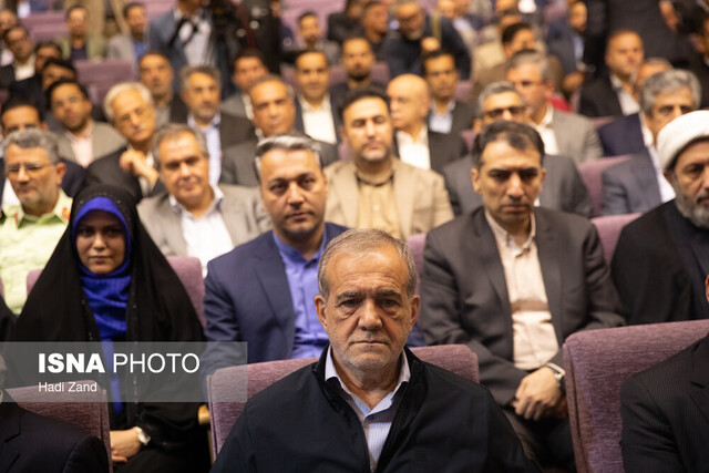 مطالبههایی از رئیس جمهور در حاشیه الواح هخامنشی
