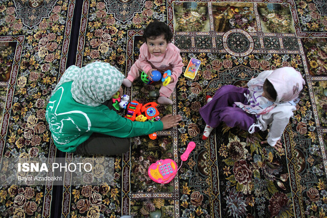 حمایت از قانون جوانی جمعیت در هالهای از شعار قرار دارد حمایت از قانون جوانی جمعیت در هالهای از شعار قرار دارد