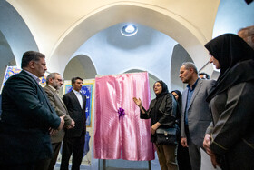 رونمایی از سفال سلطان آباد در موزه چهارفصل اراک با حضور مدیرکل موزه‌های وزارت میراث فرهنگی، گردشگری و صنایع دستی و استاندار مرکزی
