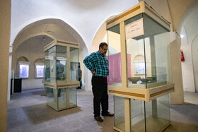 رونمایی از سفال سلطان آباد و مجموعه‌ای از آثار تاریخی کمتر دیده‌شده استان مرکزی در موزه چهارفصل اراک