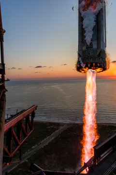 شاهکار جدید فضایی ایلان ماسک چگونه رقم خورد؟