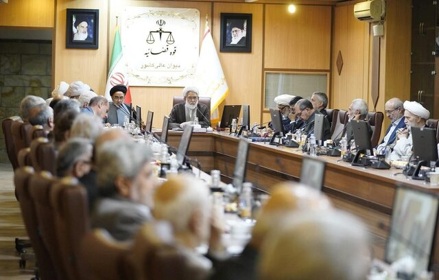 ارسال پرونده چای دبش به دادگاه/ تنبیه تتلو در زندان/ شناسایی ۶ هزار زبالهگرد در تهران