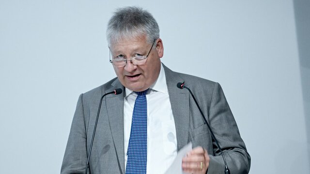 رئیس سرویس اطلاعات خارجی آلمان رئیس سرویس اطلاعات آلمان: پوتین نظم جهانی جدیدی میخواهد