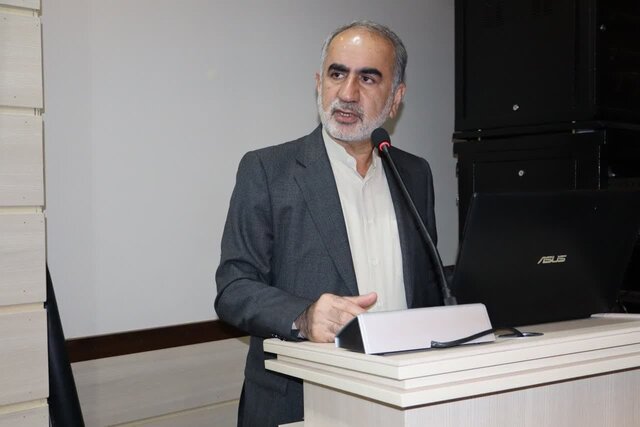 بر حمایت از واحدهای تولیدی کوچک تأکید داریم بر حمایت از واحدهای تولیدی کوچک تأکید داریم