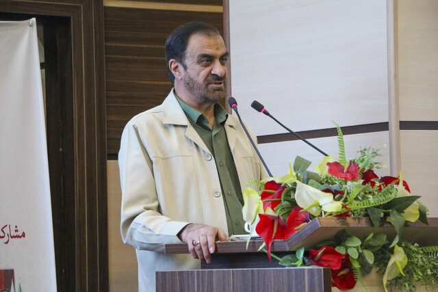 تولیدکنندگان نسبت به رعایت دستورالعملهای استاندارد اهتمام ویژه داشته باشند تولیدکنندگان نسبت به رعایت دستورالعملهای استاندارد اهتمام ویژه داشته باشند