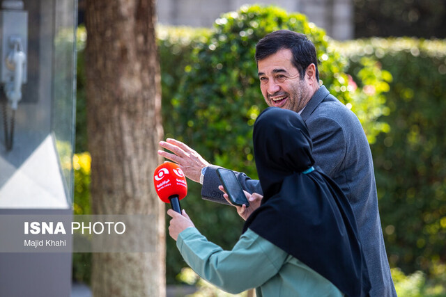 پیگیری جدی رفع فیلترینگ در دولت/تشکر عارف از رهبری