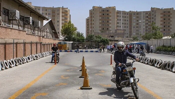 ثبتنام ۷۰ نوجوان دشتی در طرح گواهینامه ۱۶ سالهها