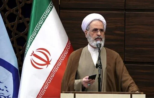 علامه حسنزاده آملی جامع امتیازات حوزههای علمیه معاصر بود علامه حسنزاده آملی جامع امتیازات حوزههای علمیه معاصر بود