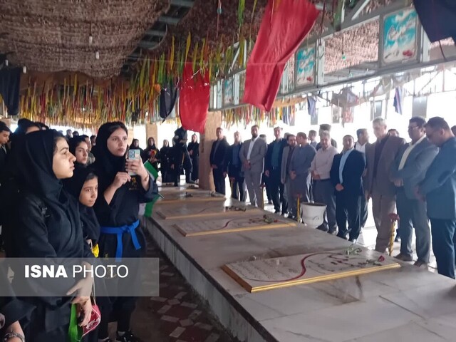 جامعه ورزش خوزستان با شهدا تجدید میثاق کردند