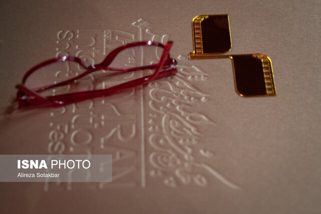 عکس تزئینی است زمان در فیلم هنرمند جوان زنجانی به تپش افتاد