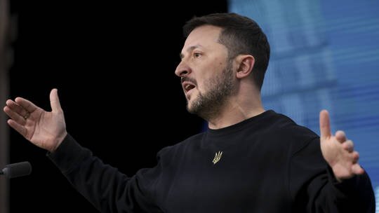 زلنسکی تصمیم برای ساخت تسلیحات اتمی را رد کرد زلنسکی تصمیم برای ساخت تسلیحات اتمی را رد کرد