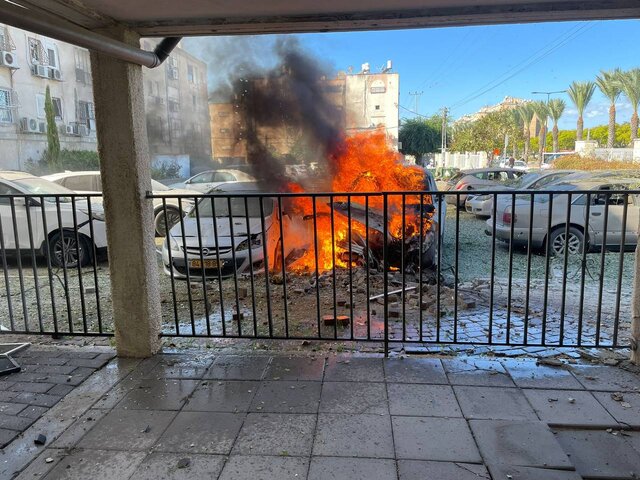 یک کشته و ۱۴ زخمی در حملات مقاومت لبنان به ساختمانهایی در اراضی اشغالی یک کشته و ۱۴ زخمی در حملات مقاومت لبنان به ساختمانهایی در اراضی اشغالی