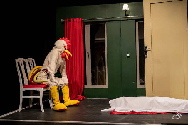 ماجرای بلیت سوزی و ماندن تماشاگران پشت دربها چیست؟