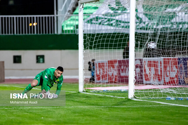 ویدیو/ ناهماهنگی عجیب کولیبالی و یوسوپوف؛ گل دوم خیبر به فولاد ویدیو/ ناهماهنگی عجیب کولیبالی و یوسوپوف؛ گل دوم خیبر به فولاد