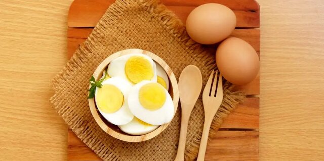 آیا تخم مرغ برای قلب ضرر دارد؟ آیا تخم مرغ برای قلب ضرر دارد؟