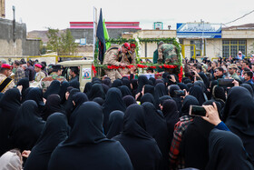 تشییع شهید رضا مرادی در شهر دندی