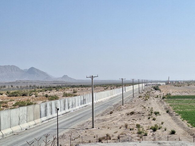 تأکید دبیر «شاک» بر تسریع در اجرای طرح انسداد مرزها تأکید دبیر «شاک» بر تسریع در اجرای طرح انسداد مرزها