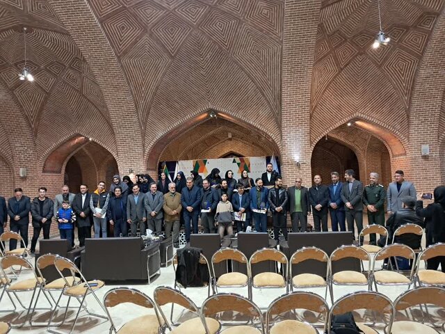 استفاده از نظرات نوآورانه نخبگان در شاخصهای رفاه و شادی جامعه