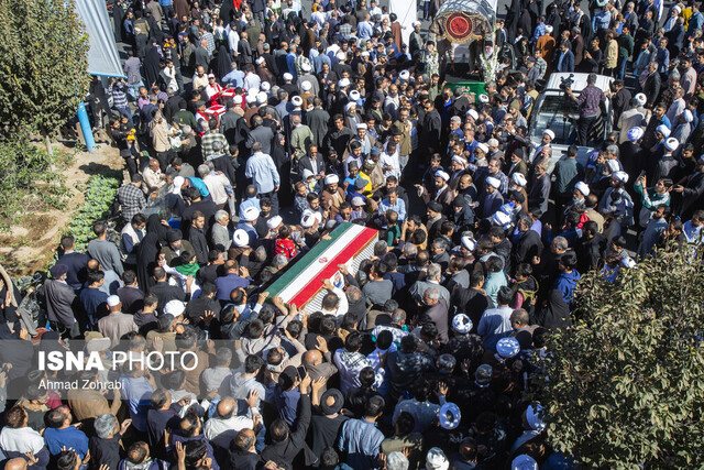 عکس از آرشیو مراسم تشییع شهید مشهدی حادثه تروریستی تفتان؛ فردا از مهدیه تا حرم مطهر