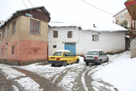 بارش برف در مناطق کوهستانی شهمیرزاد - استان سمنان