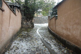 بارش برف در مناطق کوهستانی شهمیرزاد - استان سمنان