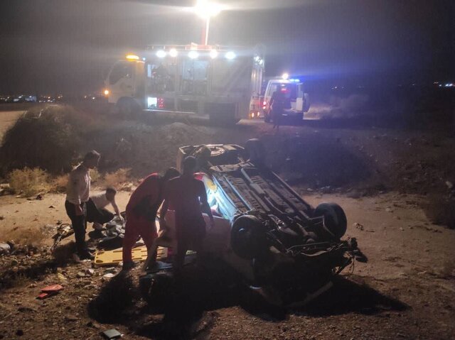 واژگونی ساینا در ایوانکی ۴ جانباخته و ۴ مصدوم در واژگونی ساینا و سقوط پژو از پل