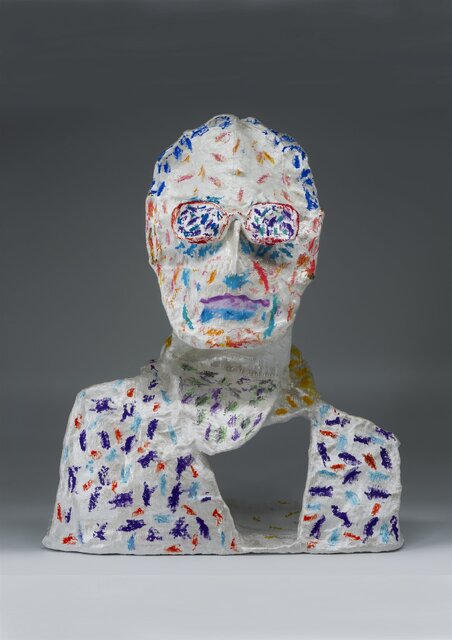 اثری از فرشید مثقالی آثار تصویرگرِ ماهی سیاه کوچولو روی دیوار است