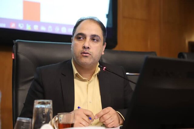 نمایندگان استان، وزارتخانهها را برای پیگیری مسائل کرمان پای کار بیاورند نمایندگان استان، وزارتخانهها را برای پیگیری مسائل کرمان پای کار بیاورند