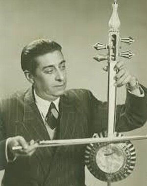 برای «حسین یاحقی» که به خوشرویی شهره بود