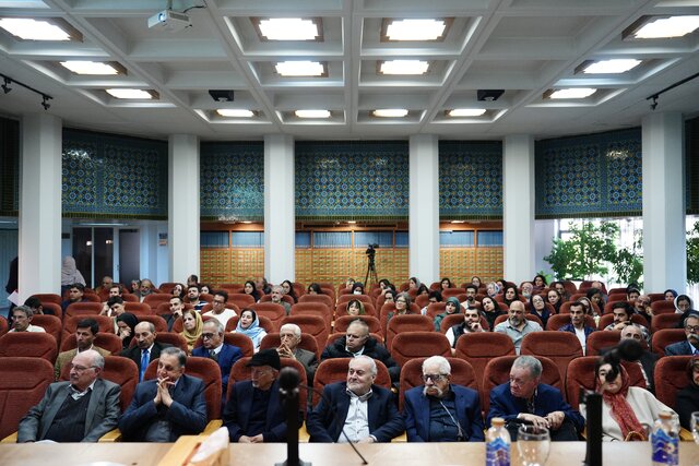 دانشنامۀ برخط «زبانها و گویشهای ایرانی» رونمایی شد