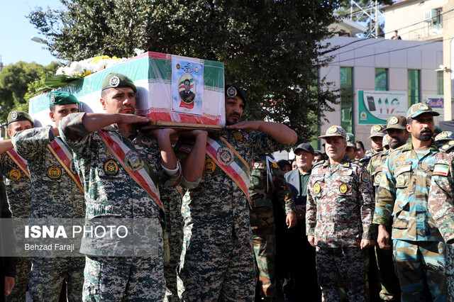 مراسم تشییع پیکر شهید مدافع وطن شهید سجاد منصوری در کرمانشاه