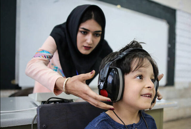 عکس تزئینی ست سنجش سلامت نوآموزان در ۱۱ مرکز سمنان/ سنجش اتباع بعدا انجام میشود