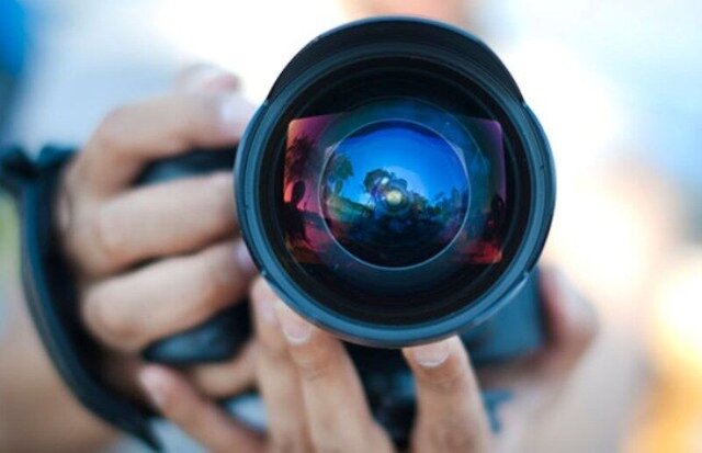 عکس تزئینی است مسابقه عکاسی حماسه حضور در راهپیمایی ۱۳ آبان ورامین برگزار می شود