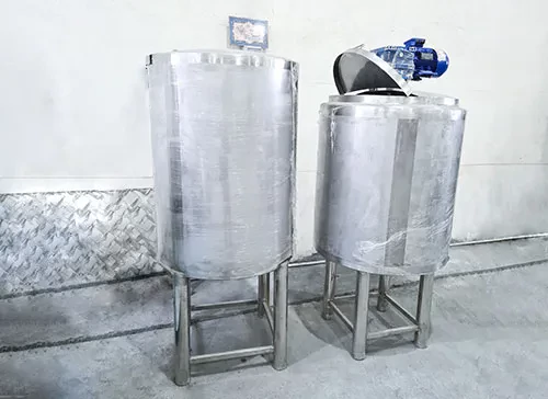 مخزن استیل: تکنولوژی پیشرفته برای ذخیرهسازی و اختلاط مواد