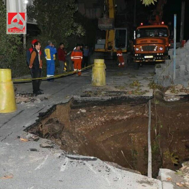 دو دلیل فرونشست در منطقه چیذر/وجود 900 متر رشته قنات از اندرزگو تا صدر