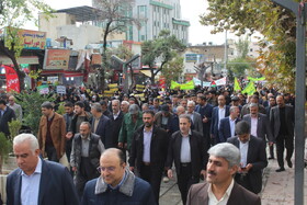 فریاد مرگ بر اسرائیل در میدان آزادی سنندج طنین‌انداز شد+ عکس