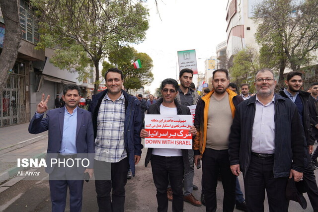 حضور کارکنان جهاد دانشگاهی اردبیل در راهپیمایی ۱۳ آبان