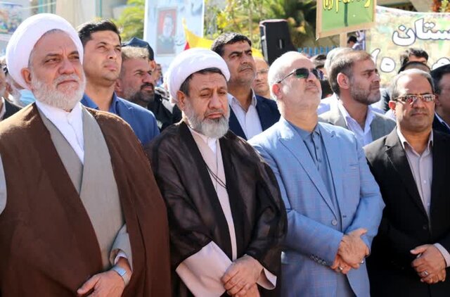 دشمن، قدرت جوانان و نوجوانان ایران در دفاع از اسلام و انقلاب را درک نمیکند دشمن، قدرت جوانان و نوجوانان ایران در دفاع از اسلام و انقلاب را درک نمیکند