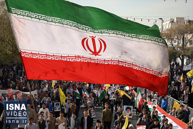 ویدیو/ طنین فریاد مرگ بر "آمریکا و اسرائیل" در شهرهای مختلف ویدیو/ طنین فریاد مرگ بر "آمریکا و اسرائیل" در شهرهای مختلف