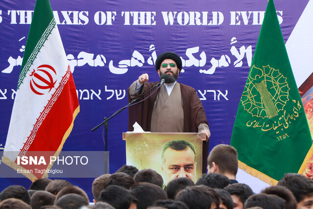 عکس تزئینی است نقش موثر قیام علمی دانشآموزان و دانشجویان در تحقق گام دوم انقلاب