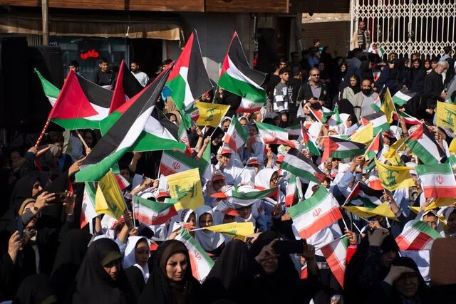 همه گرفتاریهای جهان اسلام ریشه در آمریکا دارد/ آمریکا پشت جنایات صهیونیستهاست