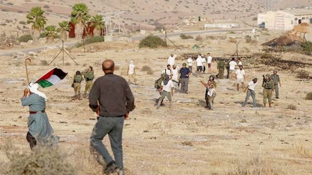 اشغالگران و شهرکنشینها طی یک ماه ۱۴۹۰ حمله در کرانه باختری داشتند
