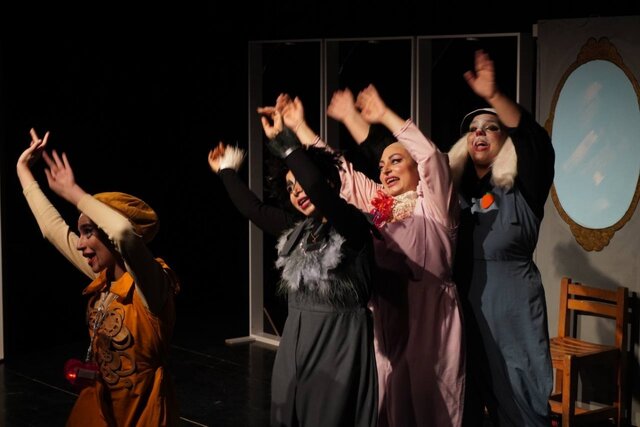 همچنان در حال تجربهاندوزی در حوزه تئاتر کودک هستیم