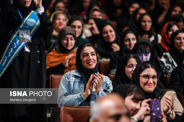 چالشهای دانشجویان در مسیر تحصیل و آینده شغلی