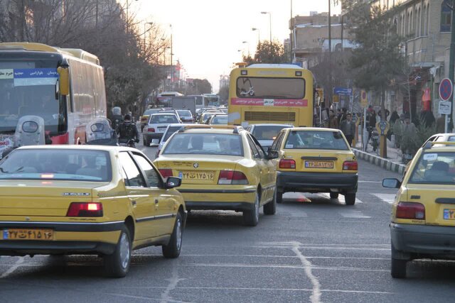 مشکل آشفتگی و چالش‌های ناوگان حمل‌ونقل عمومی زاهدان کجاست؟ کمبود اتوبوس یا ضعف مدیریت شهری