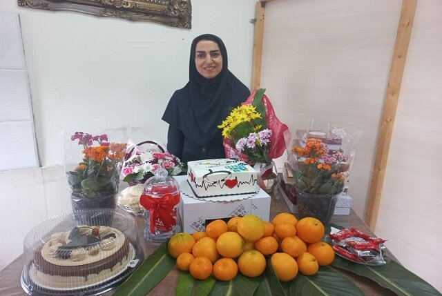 اگر به عقب برگردم باز هم شغل پرستاری را انتخاب میکنم