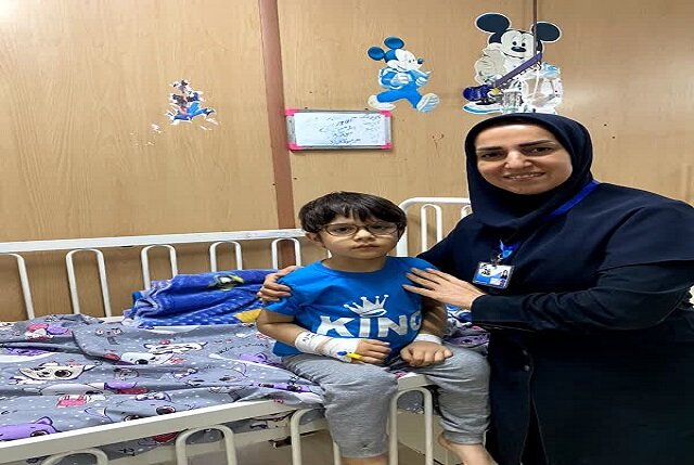 اگر به عقب برگردم باز هم شغل پرستاری را انتخاب میکنم