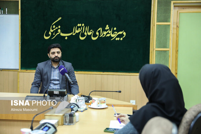 چهل سالگیِ انقلابیترین نهاد فرهنگی کشور همراه با چالشهای پرشمار